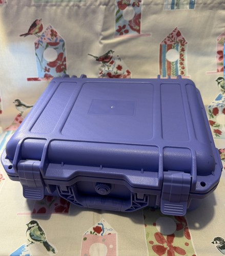 Rigid watch case with - rigid,